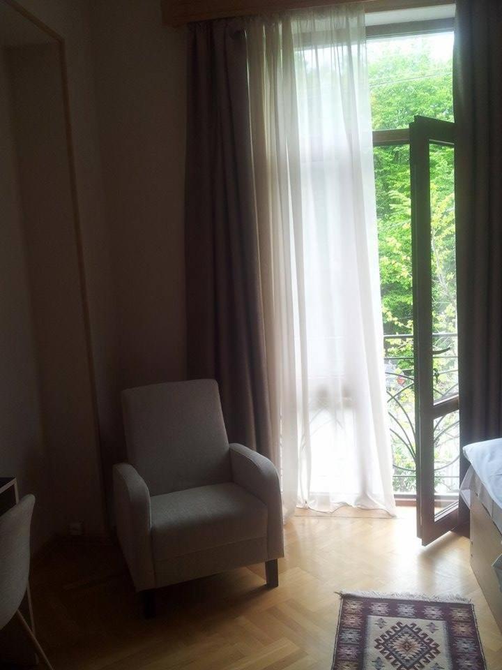 Omsi House Hotel Telavi Buitenkant foto
