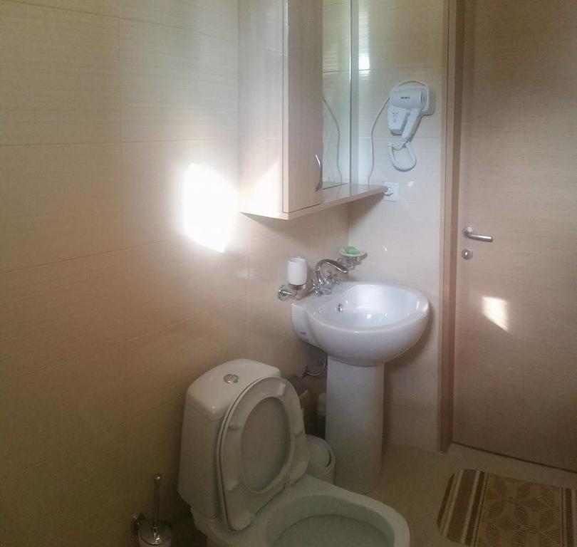 Omsi House Hotel Telavi Buitenkant foto