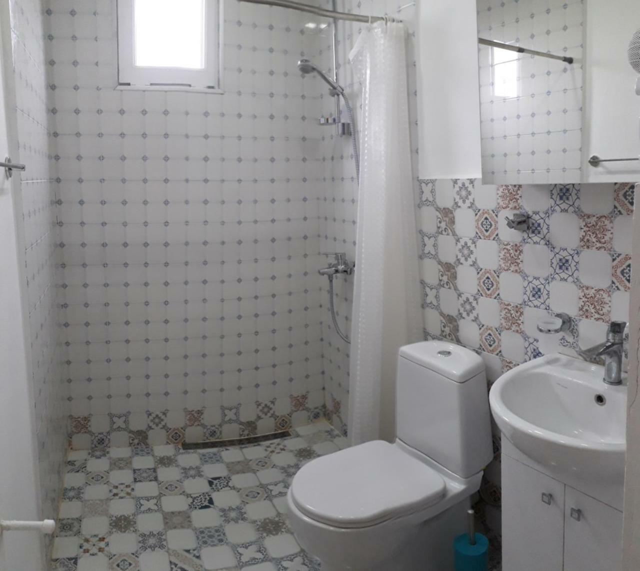 Omsi House Hotel Telavi Buitenkant foto