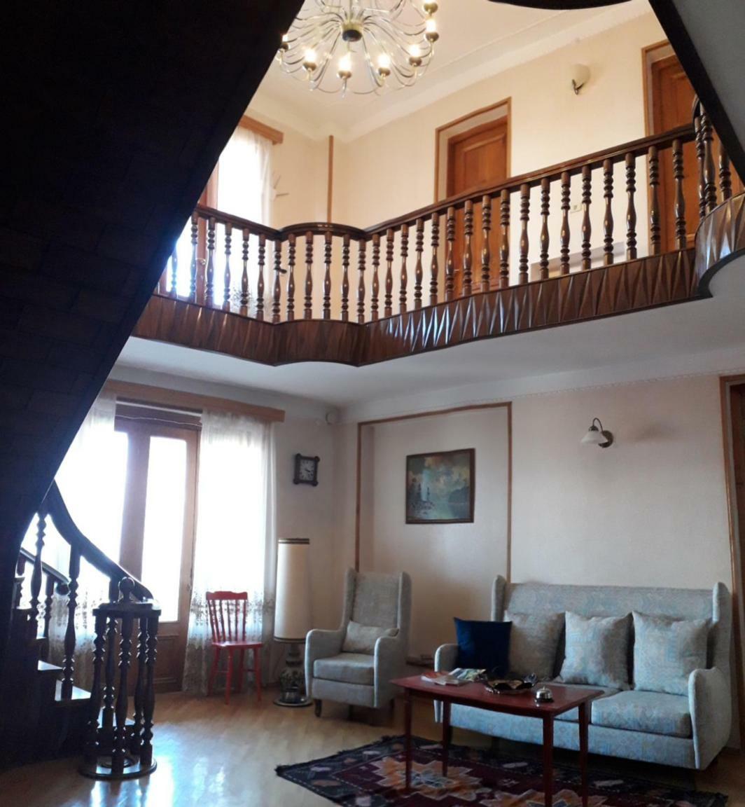 Omsi House Hotel Telavi Buitenkant foto