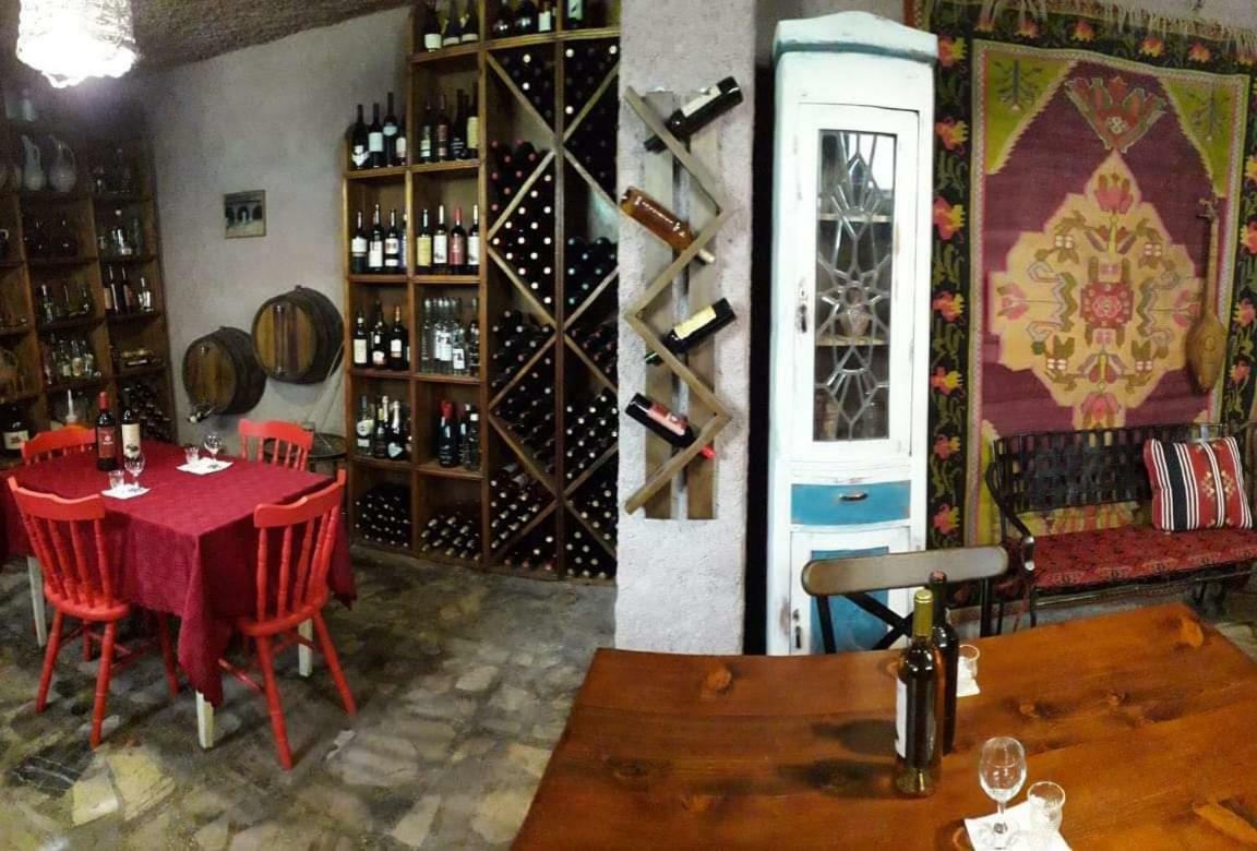 Omsi House Hotel Telavi Buitenkant foto